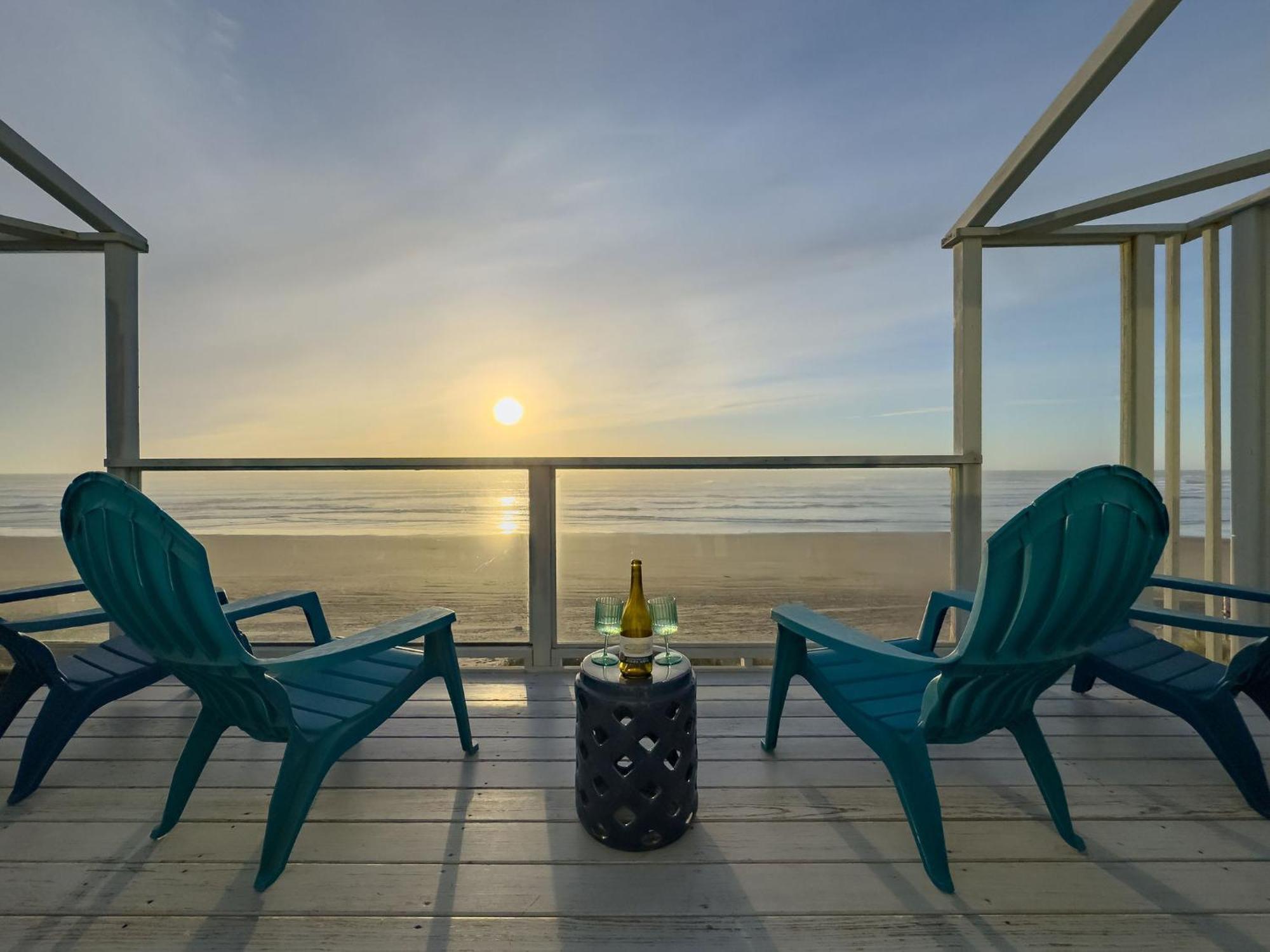 Steps From The Beach! Hottub, $1M Ocean View, Deck Waldport Exterior foto